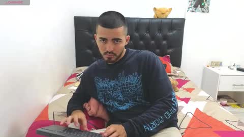 alejandroo_7 online show from 02/24/26, 03:54