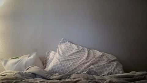 alejandrosins18 online show from 07/16/26, 09:54