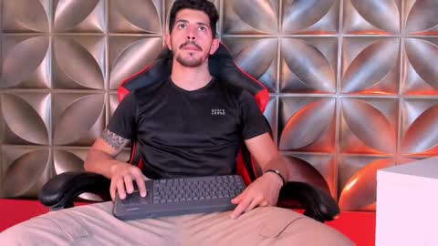 Alejo  online show from 02/16/25, 07:49