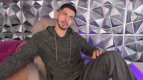 Alejo  online show from 03/29/26, 08:14