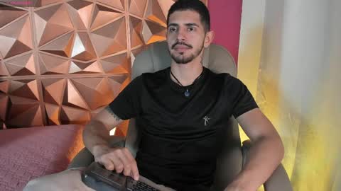 Alejo  online show from 04/08/26, 04:12