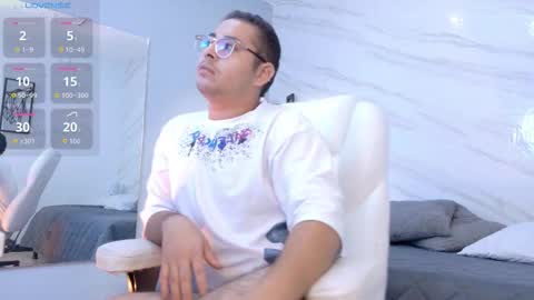 Snapshot of alejandrosweet_ chatting on 02/28/26, 11:55 Alejandro online show from 02/28/26, 11:55