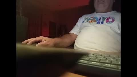 Snapshot of alejito16 chatting on 10/26/25, 06:41 alejito16 online show from 10/26/25, 06:41