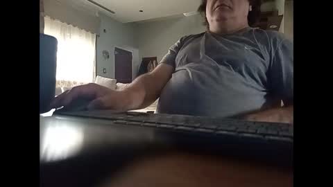 Snapshot of alejito16 chatting on 11/02/25, 01:13 alejito16 online show from 11/02/25, 01:13