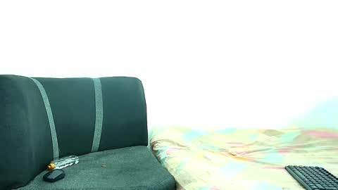 alejo_21cm online show from 12/13/24, 06:16