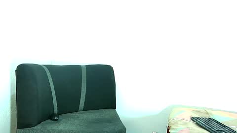 alejo_21cm online show from 12/18/24, 10:02