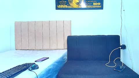 alejo_21cm online show from 10/02/25, 04:14