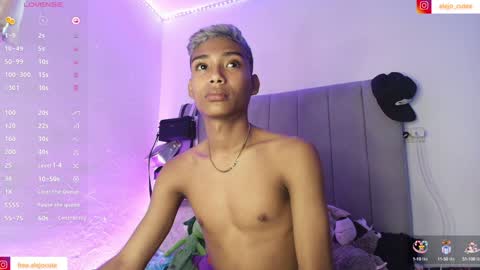 Snapshot of alejo_cute chatting on 12/23/24, 05:43 alejo_cute online show from 12/23/24, 05:43