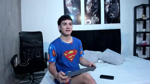 alejo_gray1 online show from 01/08/26, 01:02