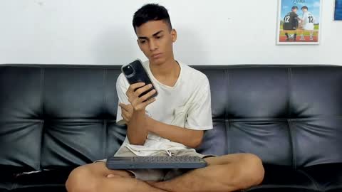 Snapshot of alejo_peverell chatting on 01/09/25, 09:05 alejo peverell online show from 01/09/25, 09:05