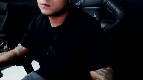 Snapshot of alejoconex6 chatting on 09/29/25, 05:34 Alejo online show from 09/29/25, 05:34