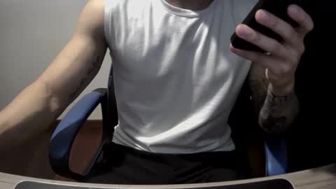 alejoduarte16 online show from 03/05/26, 11:28