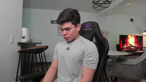 Snapshot of alejoo_twink chatting on 02/27/25, 07:15 ONLYFANS Alejoo twink online show from 02/27/25, 07:15