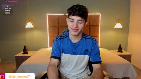 Snapshot of alejootwink chatting on 06/20/26, 03:20 ALejoo Saenz online show from 06/20/26, 03:20