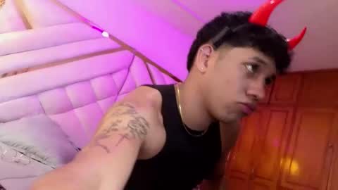 Snapshot of alejostonevg chatting on 02/09/26, 08:02 Alejo online show from 02/09/26, 08:02