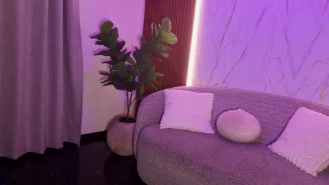 Snapshot of alejostonevg chatting on 02/16/26, 07:43 Alejo online show from 02/16/26, 07:43