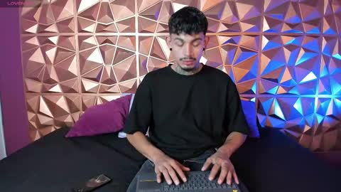 aleking13 online show from 10/04/25, 12:47