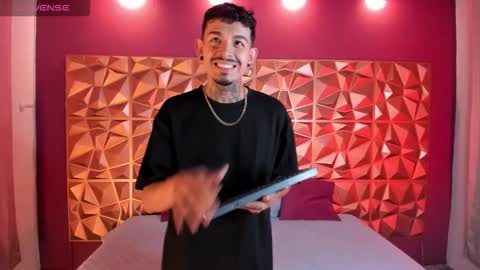 aleking13 online show from 10/10/25, 12:48