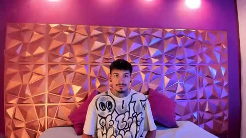 aleking13 online show from 10/18/25, 12:06