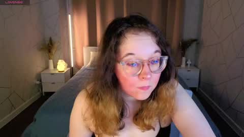 Snapshot of aleks_caste chatting on 05/29/26, 05:11 Aleks online show from 05/29/26, 05:11