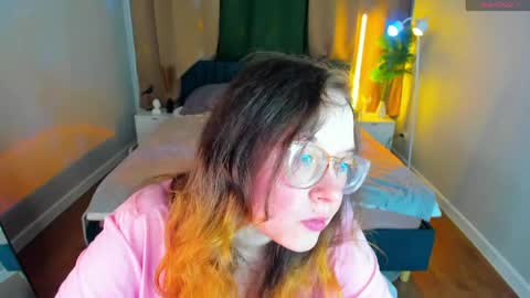 Snapshot of aleks_caste chatting on 06/03/26, 05:29 Aleks online show from 06/03/26, 05:29