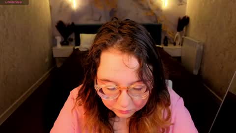 Snapshot of aleks_caste chatting on 06/05/26, 05:40 Aleks online show from 06/05/26, 05:40