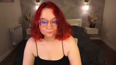 Snapshot of aleks_caste chatting on 06/27/26, 05:29 Aleks online show from 06/27/26, 05:29