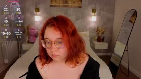 Snapshot of aleks_caste chatting on 07/30/26, 06:18 Aleks online show from 07/30/26, 06:18