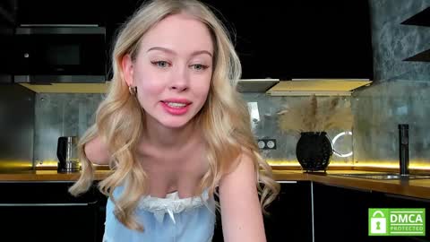 Snapshot of aleksa_cutie chatting on 01/25/25, 09:26 Next stream - 2 dec - online show from 01/25/25, 09:26