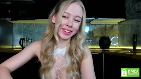 Snapshot of aleksa_cutie chatting on 01/26/25, 12:11 Next stream - 2 dec - online show from 01/26/25, 12:11