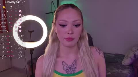 aleksacandy online show from 12/21/25, 04:14