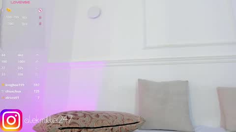 Snapshot of aleksandra_miller chatting on 02/14/25, 03:15 Aleksandra online show from 02/14/25, 03:15