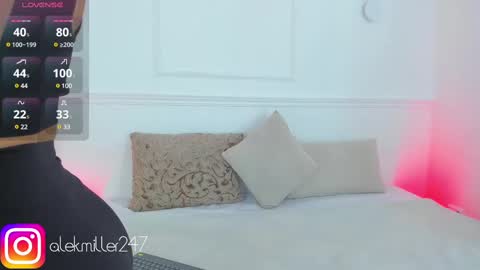 Snapshot of aleksandra_miller chatting on 02/28/25, 05:15 Aleksandra online show from 02/28/25, 05:15