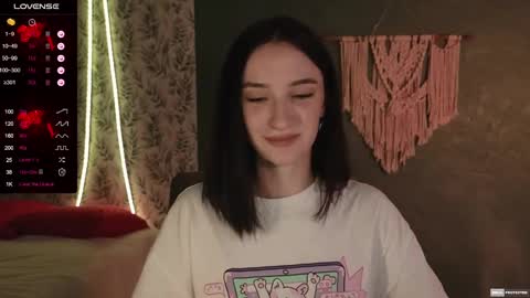 Snapshot of alena_navi chatting on 01/08/25, 07:34 Alena online show from 01/08/25, 07:34