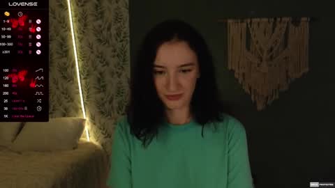 Snapshot of alena_navi chatting on 02/02/25, 12:30 Alena online show from 02/02/25, 12:30