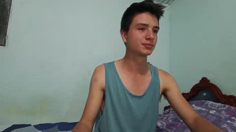 Snapshot of aleo_011 chatting on 01/12/25, 01:32 Alejandro online show from 01/12/25, 01:32