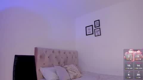 Alesay online show from 11/19/25, 05:40