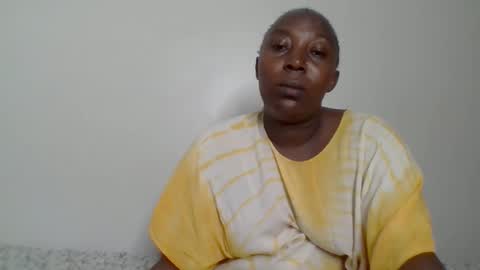 Noreen Kennth and Emilly online show from 11/22/25, 07:07