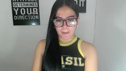 alesha_vibe_me online show from 04/22/26, 07:15