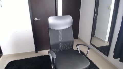 Snapshot of aleska666 chatting on 02/22/25, 03:25 aleska666 online show from 02/22/25, 03:25