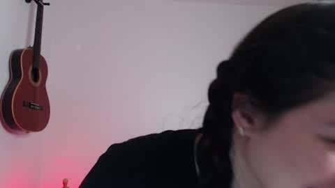 Aleska online show from 02/03/26, 11:32