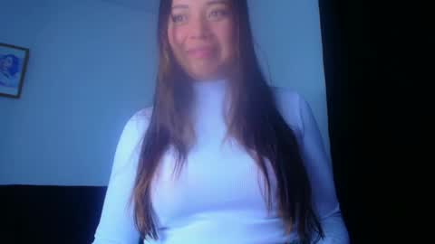 QUEEN OFF MILk  IM BACK  15 NOV online show from 03/01/25, 02:48