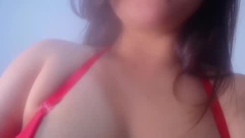 QUEEN OFF MILk  IM BACK  15 NOV online show from 09/22/25, 10:45