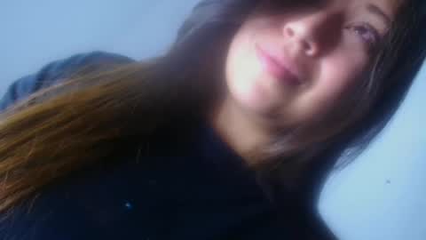 QUEEN OFF MILk  IM BACK  15 NOV online show from 09/30/25, 12:48