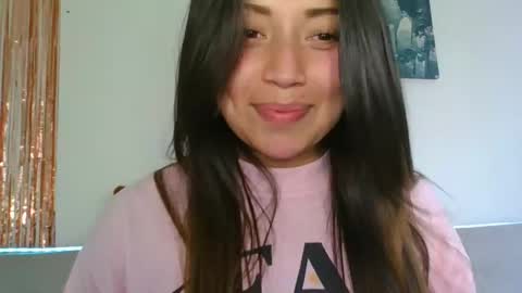 QUEEN OFF MILk  IM BACK  15 NOV online show from 11/27/25, 08:33