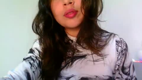 Snapshot of aleska_dollx chatting on 01/05/26, 07:39 QUEEN OFF MILk IM BACK 15 NOV online show from 01/05/26, 07:39