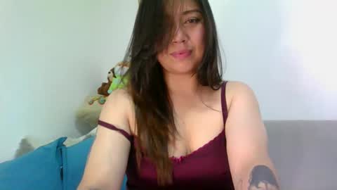 Snapshot of aleska_dollx chatting on 01/16/26, 10:25 QUEEN OFF MILk IM BACK 15 NOV online show from 01/16/26, 10:25