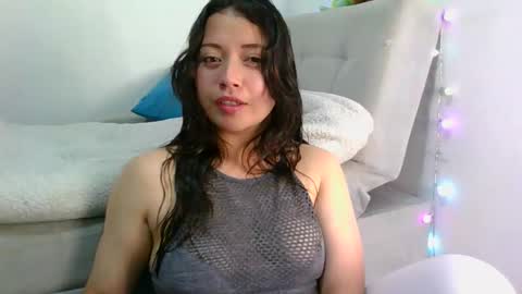 Snapshot of aleska_dollx chatting on 02/04/26, 12:55 QUEEN OFF MILk IM BACK 15 NOV online show from 02/04/26, 12:55