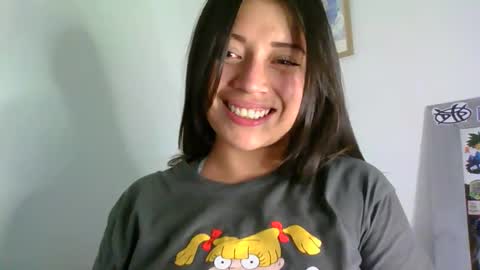 Snapshot of aleska_dollx chatting on 02/20/26, 10:32 QUEEN OFF MILk IM BACK 15 NOV online show from 02/20/26, 10:32