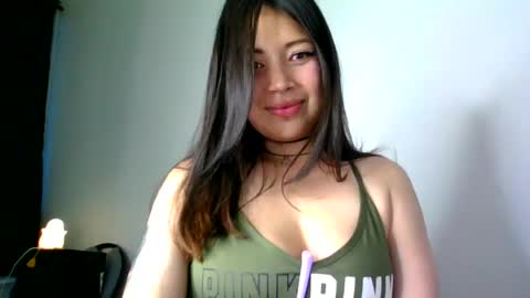 QUEEN OFF MILk  IM BACK  15 NOV online show from 05/28/26, 11:13